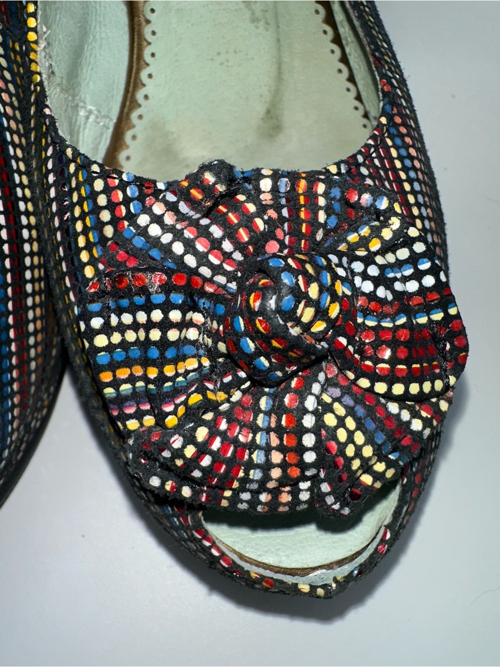 Couleur Pourpre Women's Multicolor Dot-Print Peep-Toe Flat with Floral Accent